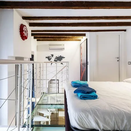 Bronzetti Apartment